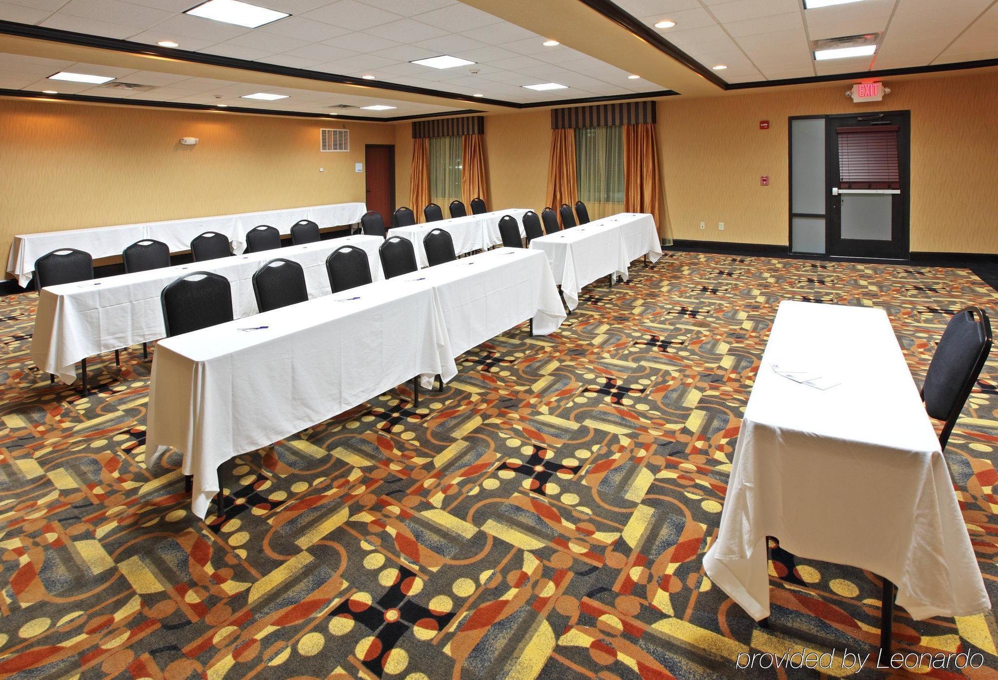 Holiday Inn Express Hotel & Suites Texarkana East By Ihg Facilități foto