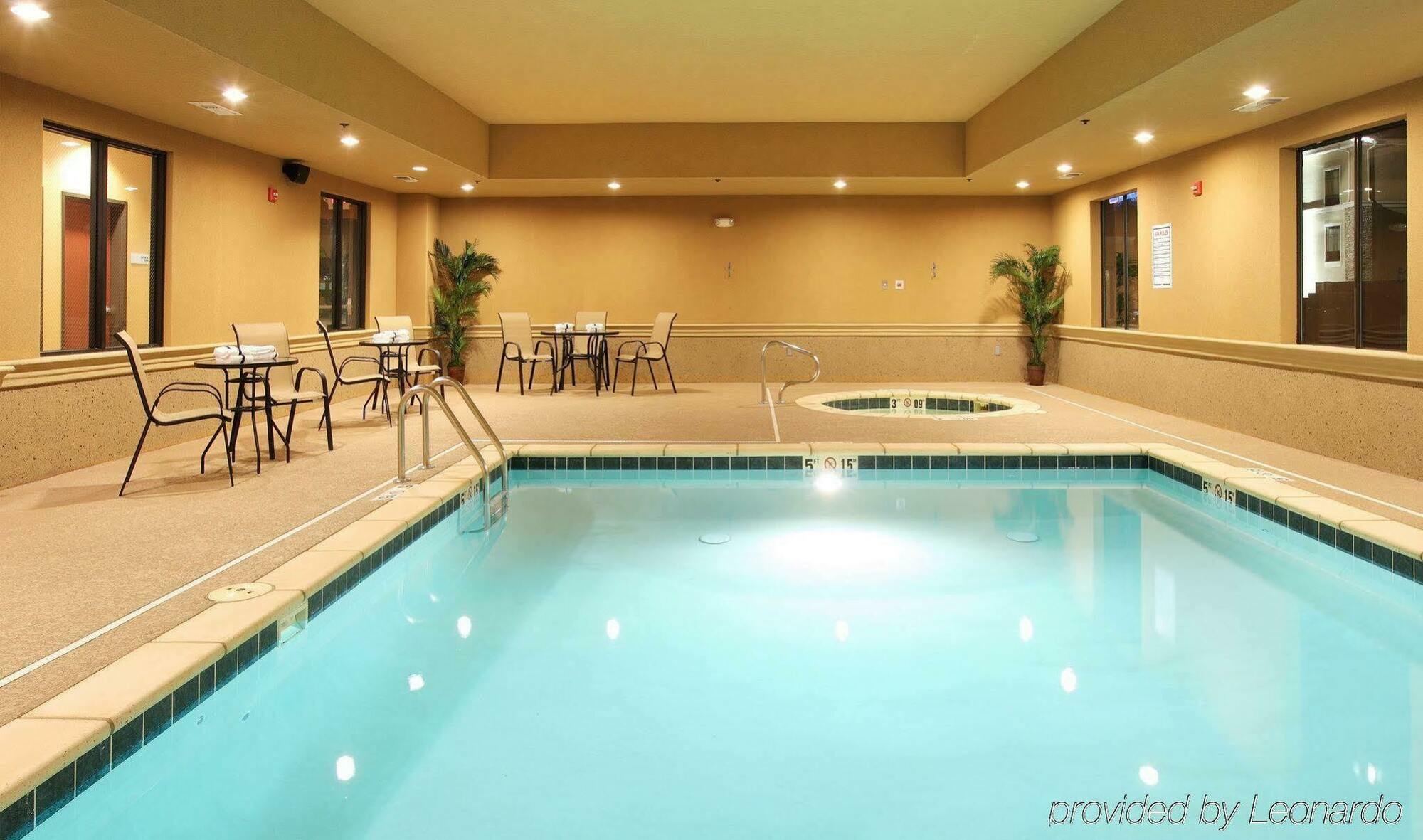 Holiday Inn Express Hotel & Suites Texarkana East By Ihg Facilități foto